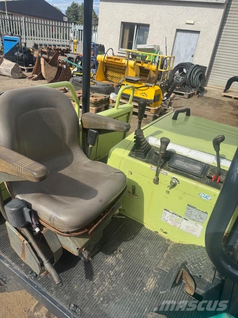 Yanmar C 30 Гусеничные самосвалы