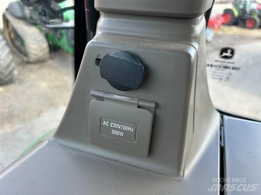 John Deere 8RX410 Трактора