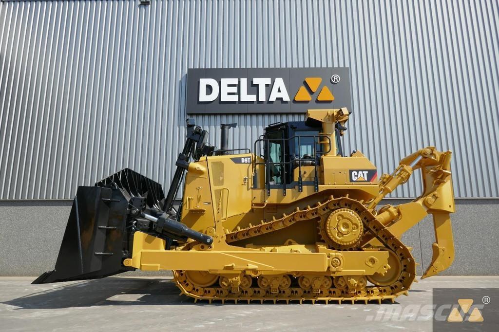 CAT D9T Гусеничные бульдозеры