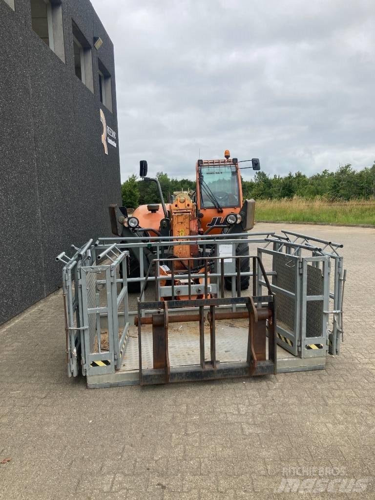 JLG 4017 PS Телескопические погрузчики
