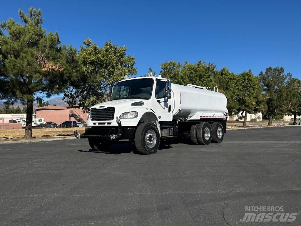 Freightliner M2 Поливочные машины