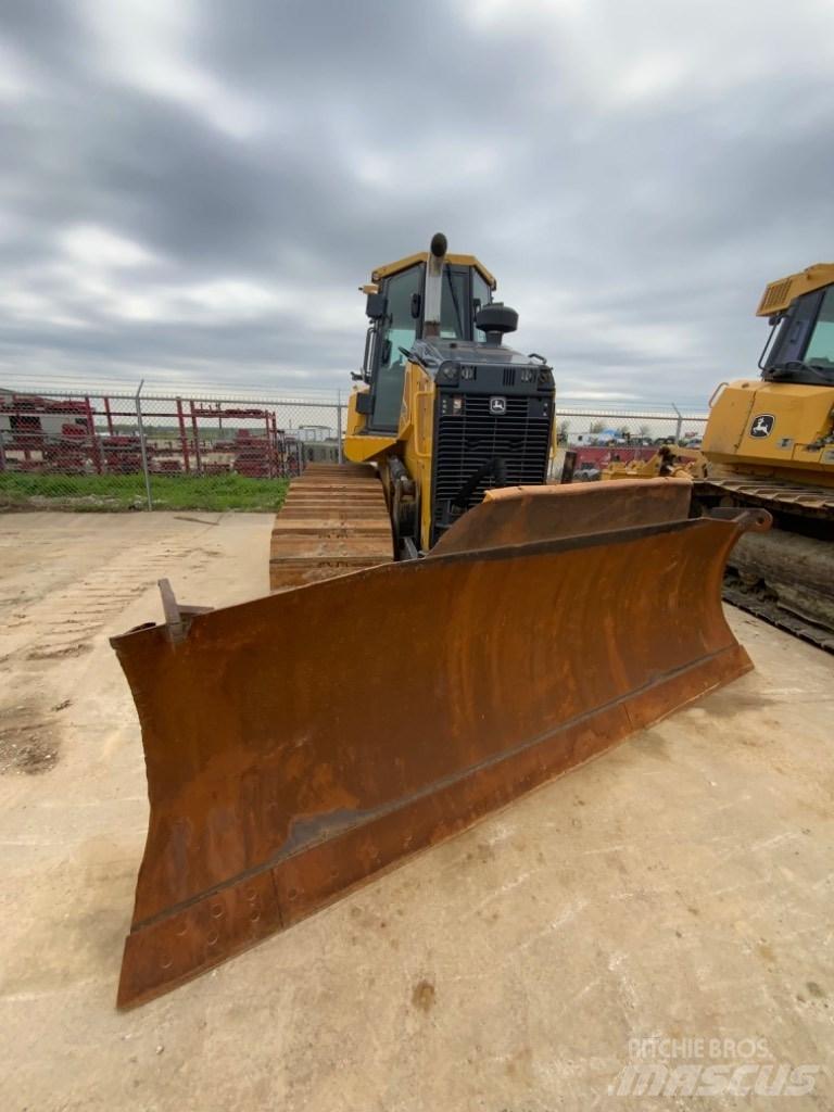 DEERE 750K Гусеничные бульдозеры