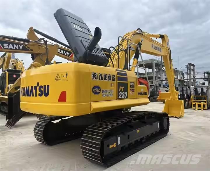 Komatsu PC220-8 Гусеничные экскаваторы