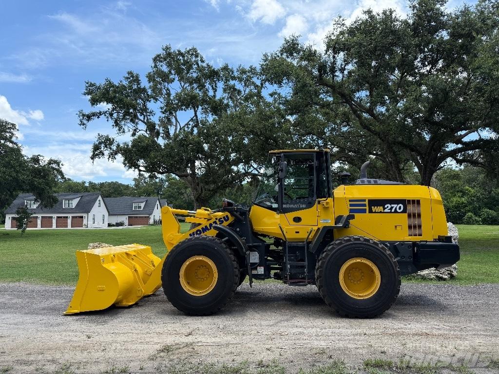 Komatsu WA 270-8 Фронтальные погрузчики