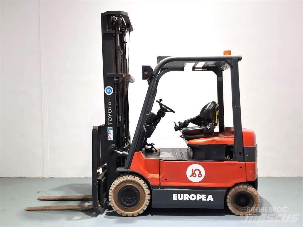 Toyota 7FBMF25 Электропогрузчики