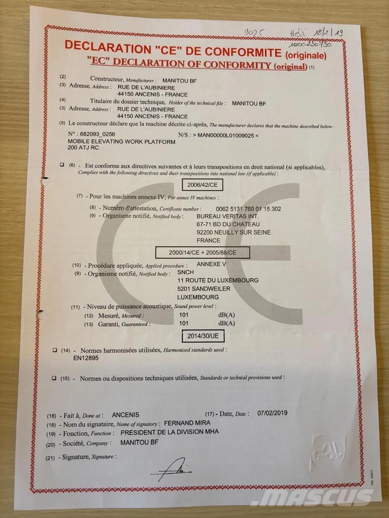 Manitou 200 ATJ Коленчатые подъемники
