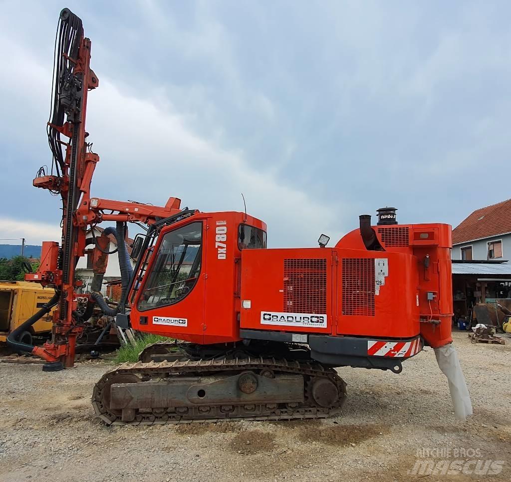 Sandvik DX 780 Буровые вышки
