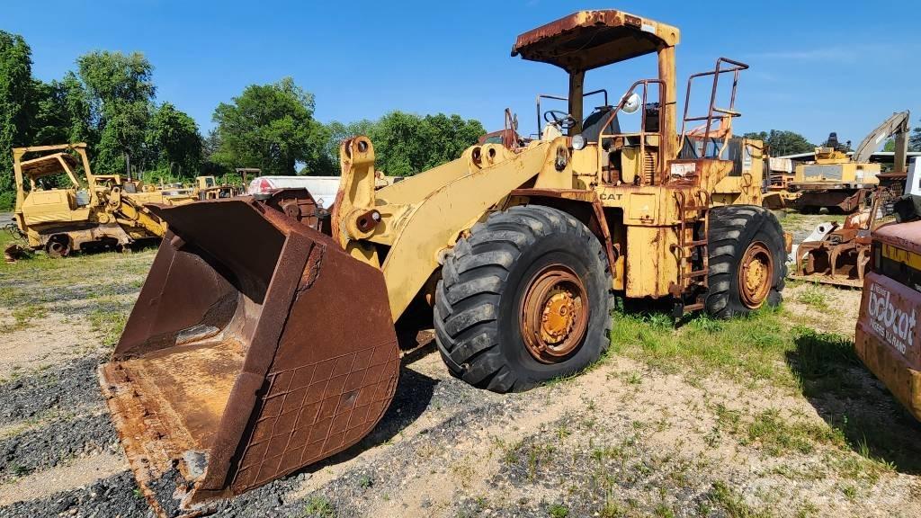 CAT 966 D Фронтальные погрузчики