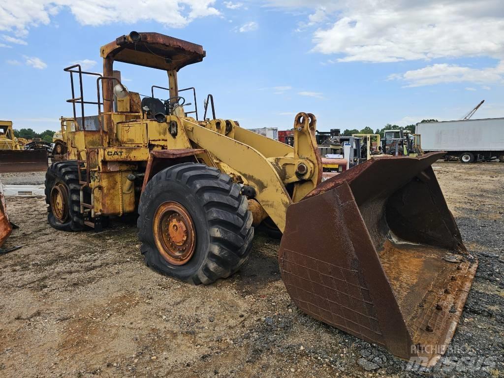 CAT 966 D Фронтальные погрузчики