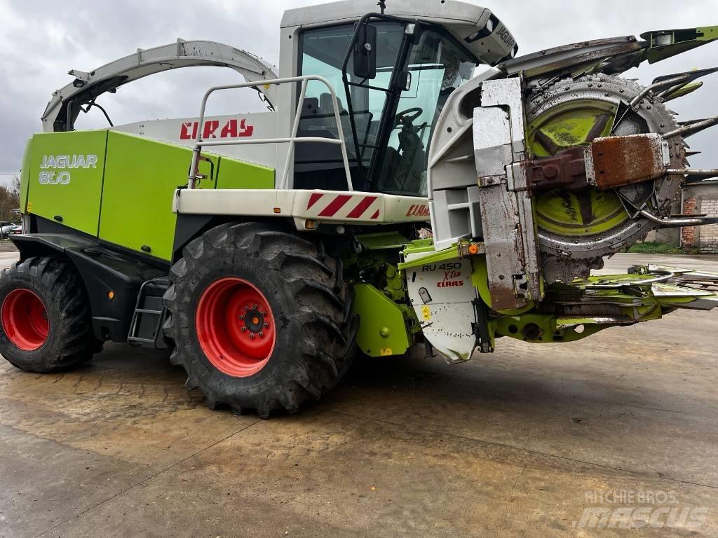 CLAAS Jaguar 850 Прицепные кормоуборочные комбайны