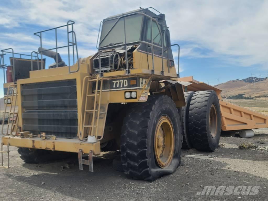 CAT 777 D Шарнирно-сочленённые самосвалы