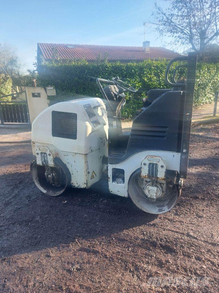 Bobcat BCA16 Трамбовщики