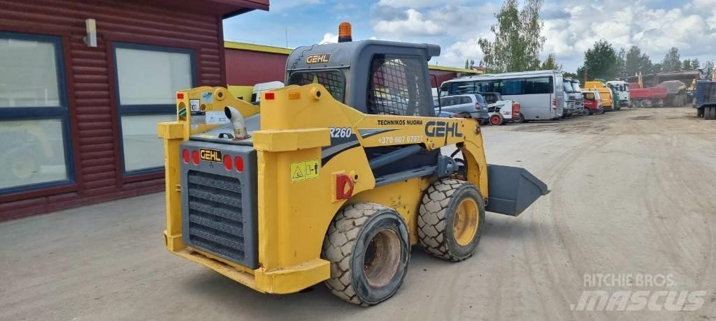 Gehl R 260 Мини-погрузчики