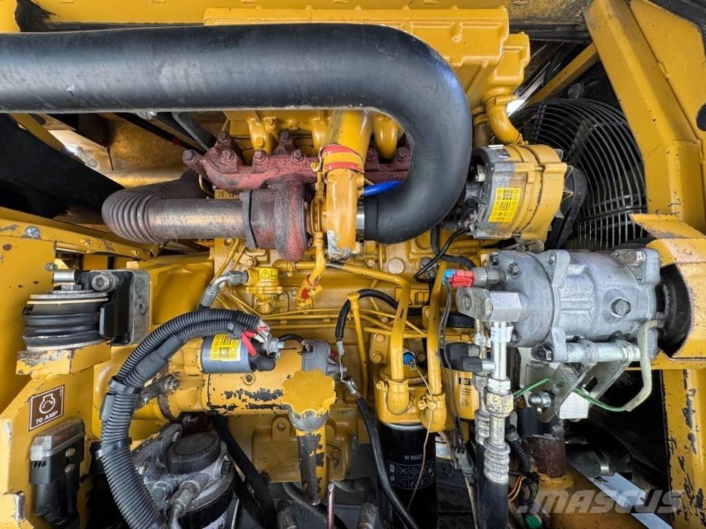 CAT M 315 Колёсные экскаваторы
