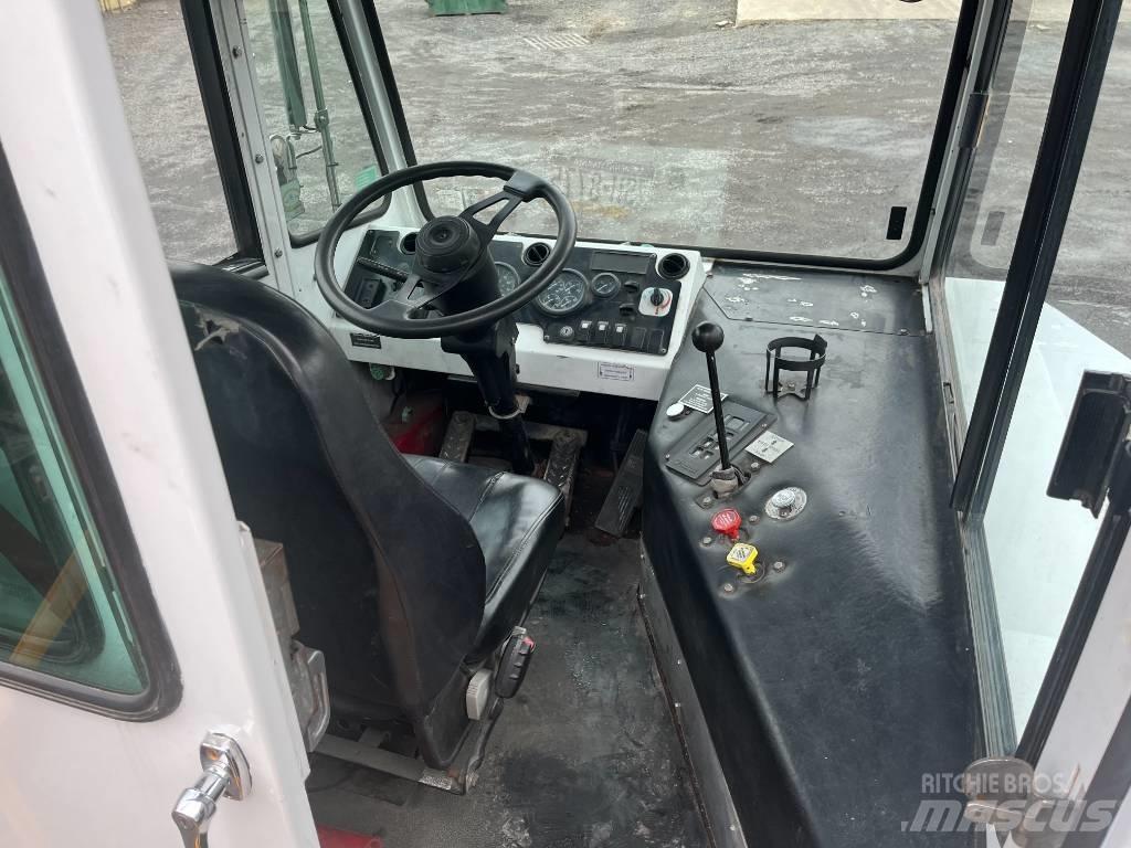 Capacity TJ5000 DOT Терминальные тягачи