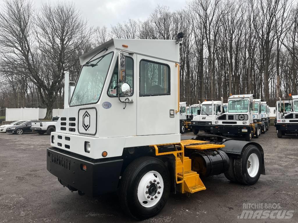 Capacity TJ5000 DOT Терминальные тягачи