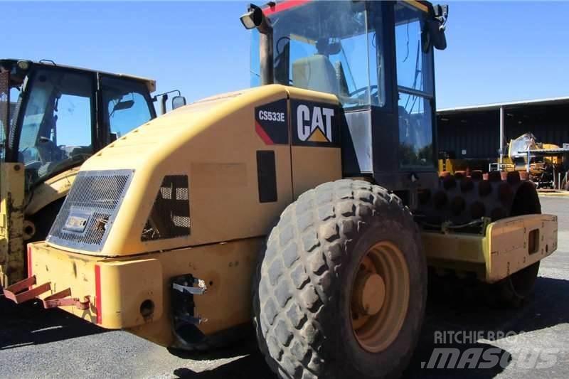 CAT CP533E Комбинированные катки