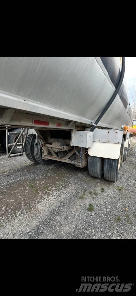 Remtec 4 AXLES Прицепы-цистерны