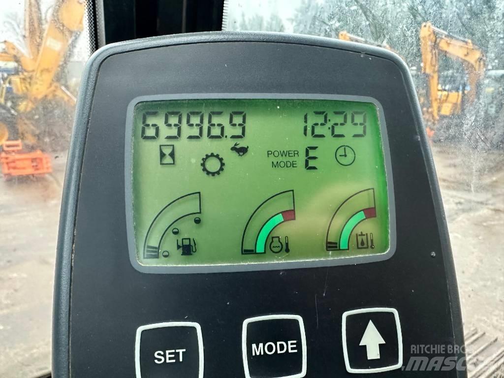 JCB JZ 255 LC Гусеничные экскаваторы