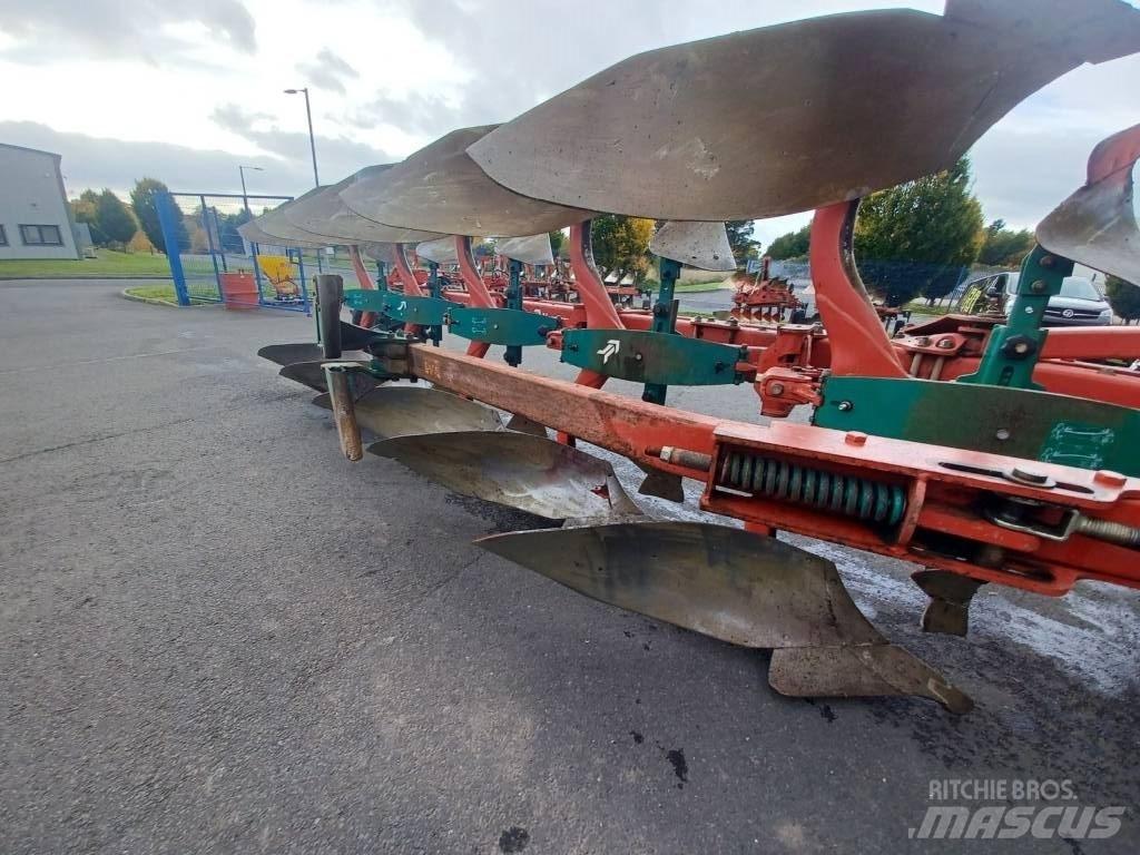 Kverneland 2500S Обычные плуги