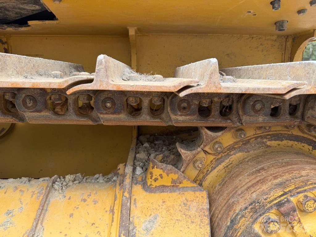 CAT D3 Гусеничные бульдозеры