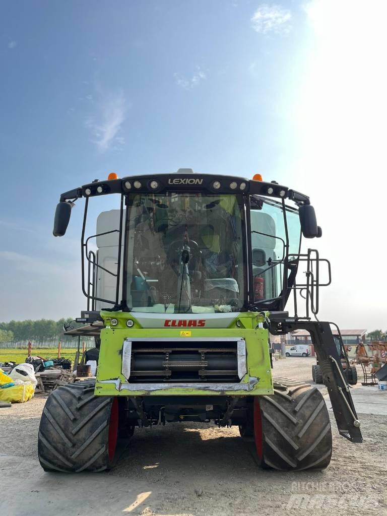 CLAAS LEXION 7600 TT Зерноуборочные комбайны