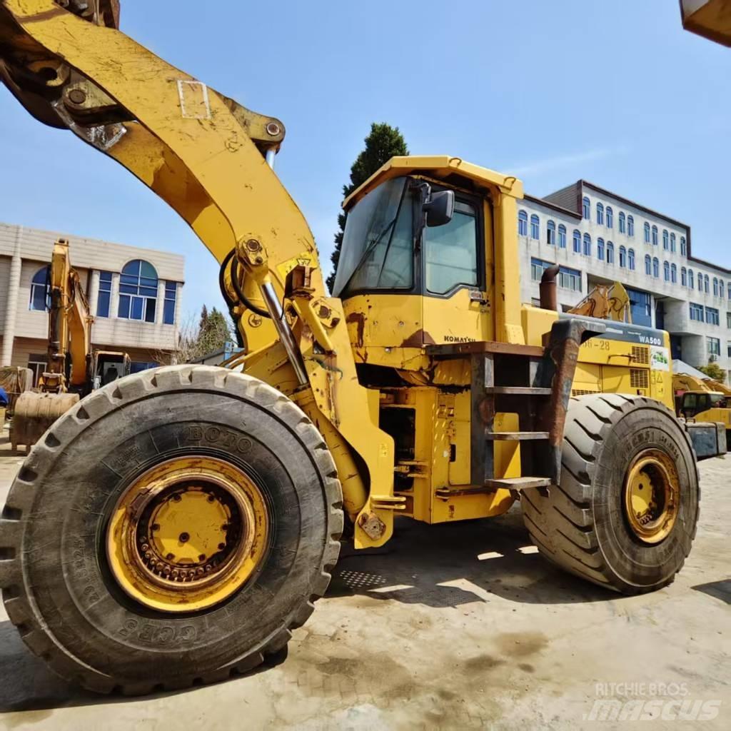 Komatsu WA 500 Фронтальные погрузчики