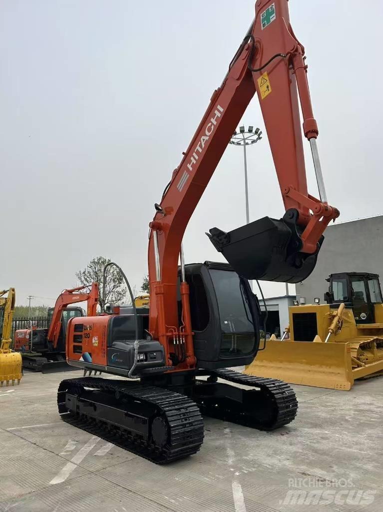 Hitachi ZX 120 Гусеничные экскаваторы