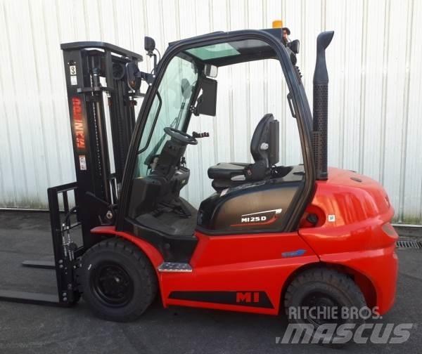 Manitou MI25D Внедорожные погрузчики