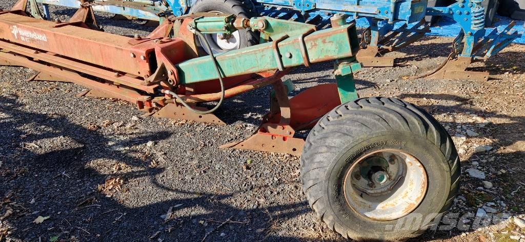 Kverneland BB100 Обычные плуги