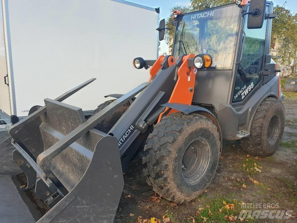 Hitachi ZW 95-6 Фронтальные погрузчики