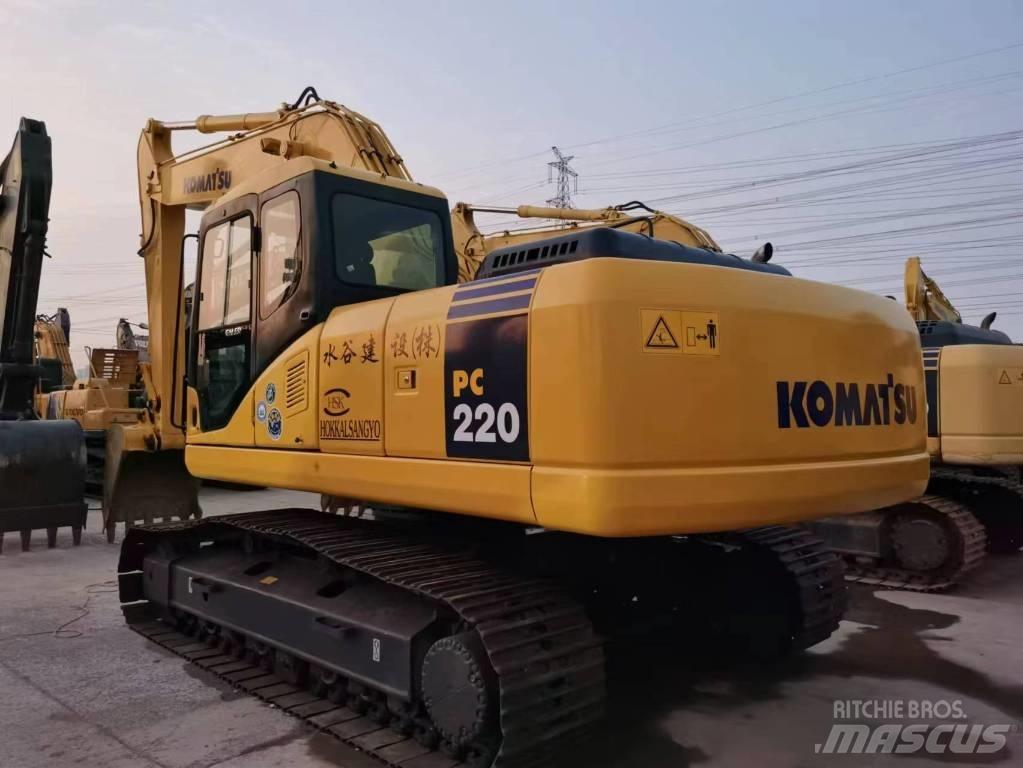 Komatsu PC 220-7 Гусеничные экскаваторы