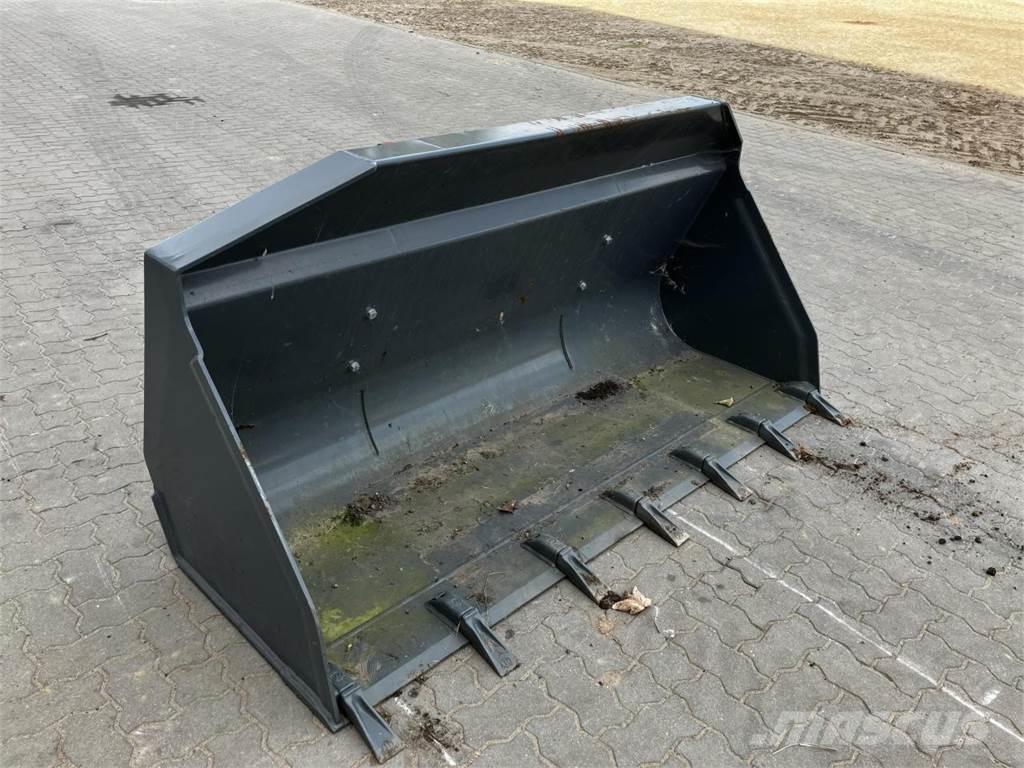 Kramer 2150 mm Навесные фронтальные погрузчики