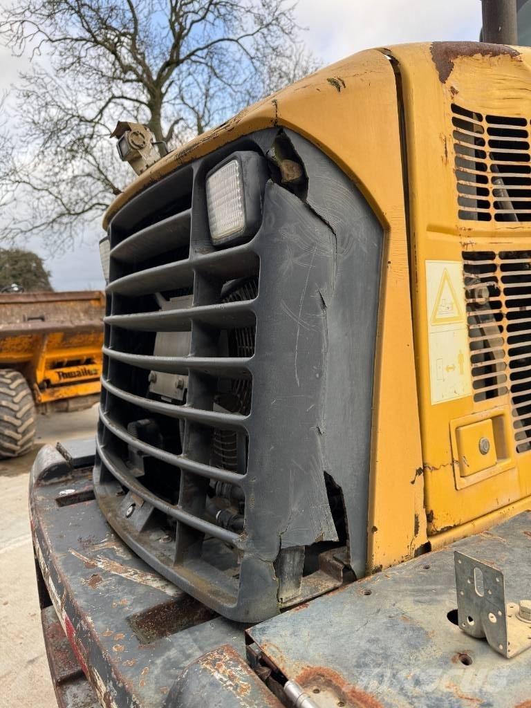 Komatsu WA 200-5 Фронтальные погрузчики