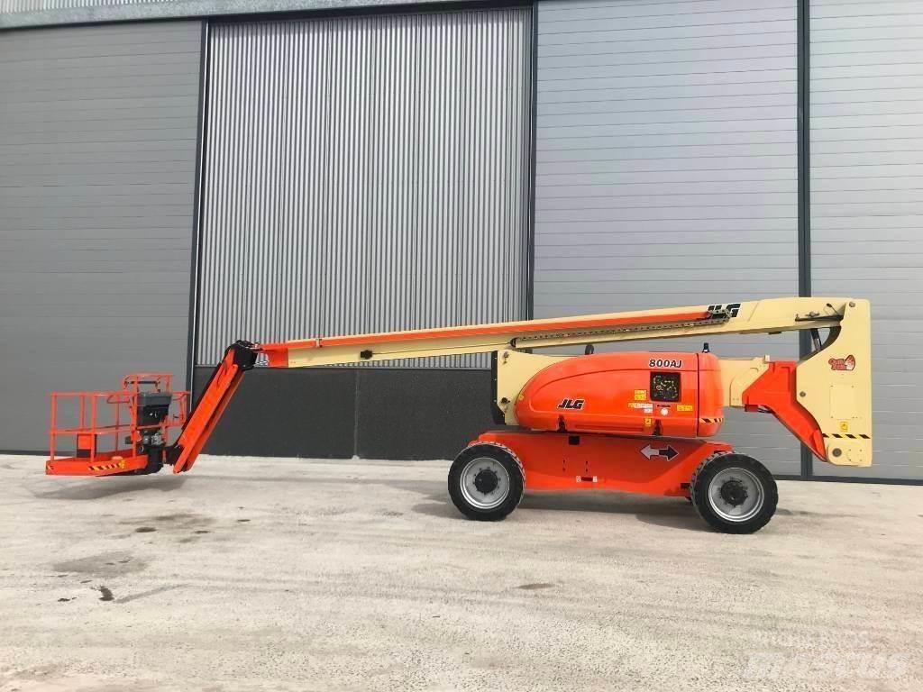 JLG 800 AJ Коленчатые подъемники