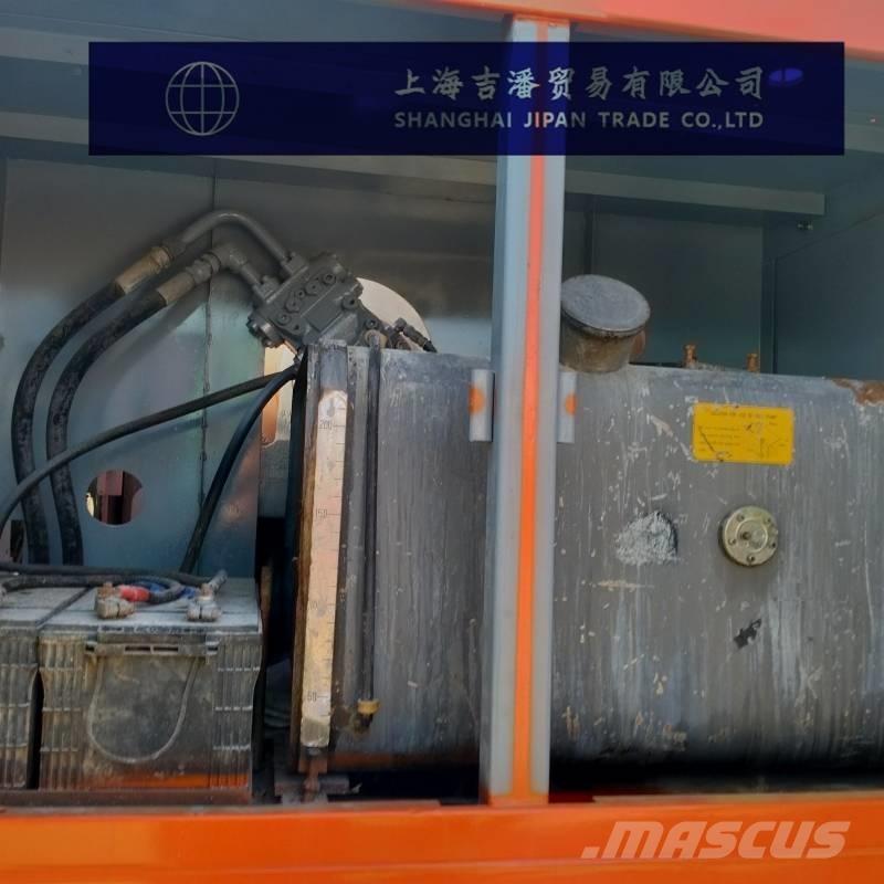 Hitachi KH 150-3 Гусеничные краны