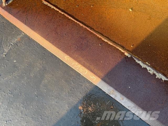 Manitou USED BUCKET Ковши