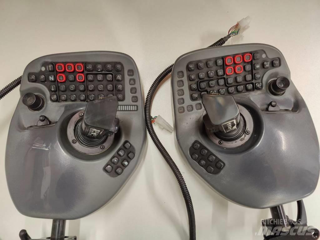 Komatsu Joysticks Электронные блоки