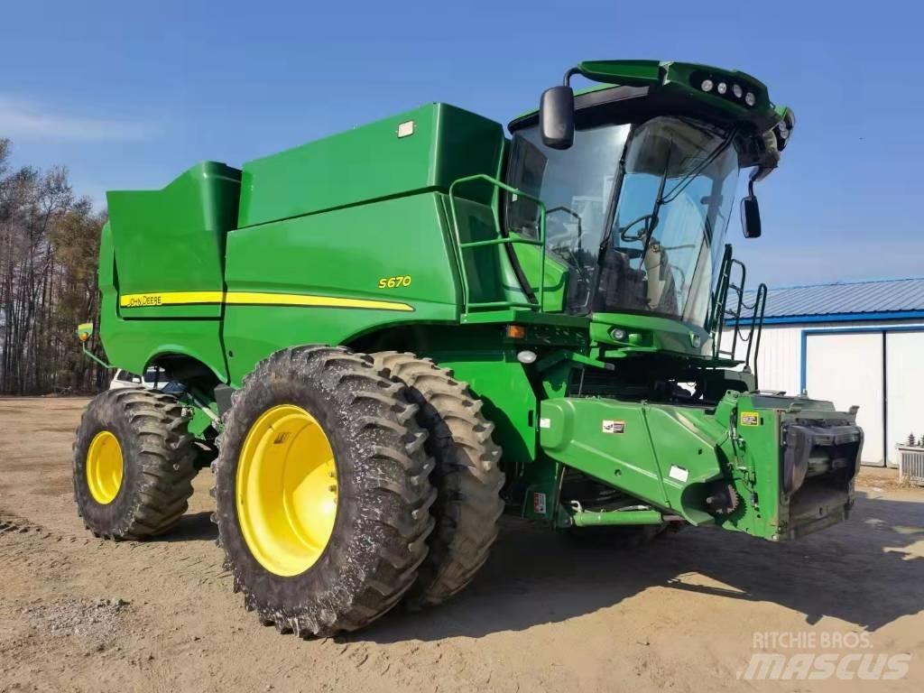 John Deere S670 Зерноуборочные комбайны