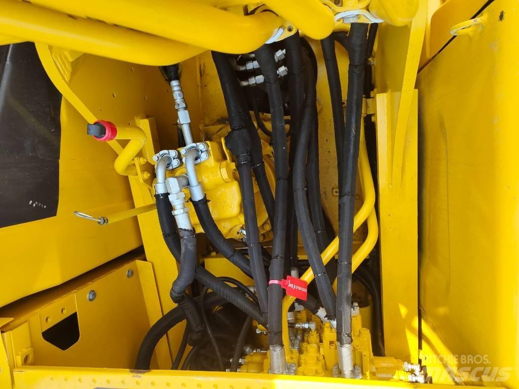 Komatsu PC 200 Гусеничные экскаваторы
