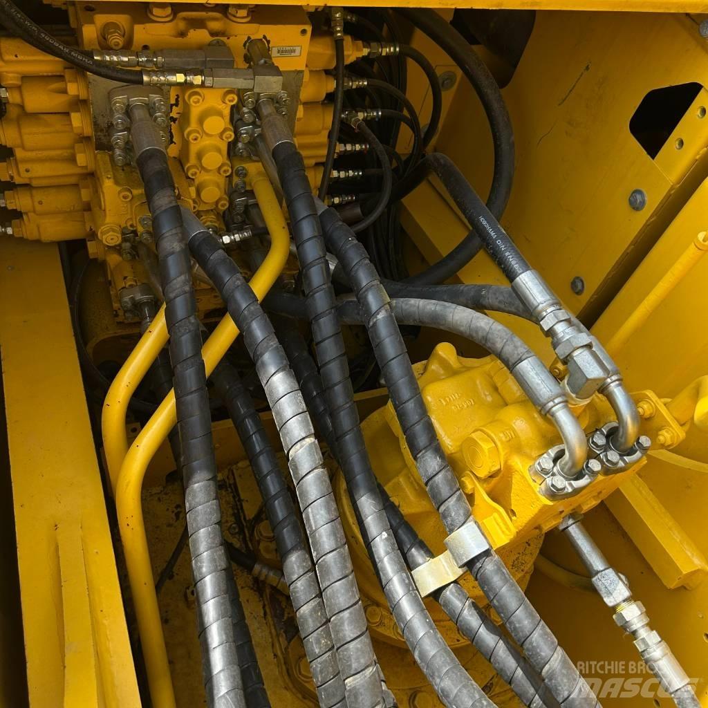Komatsu 210-8 Гусеничные экскаваторы