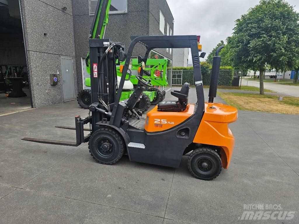 Doosan D 25 G Дизельные погрузчики