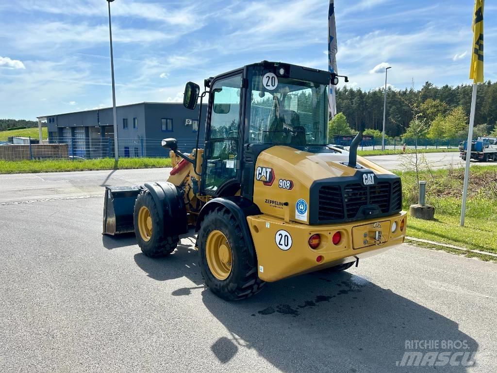 CAT 908NG Фронтальные погрузчики