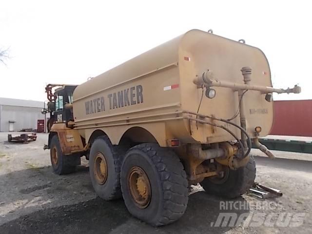 CAT 250E Специальные грузовики