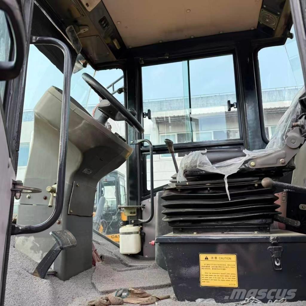 XCMG XS 143 Грунтовые катки