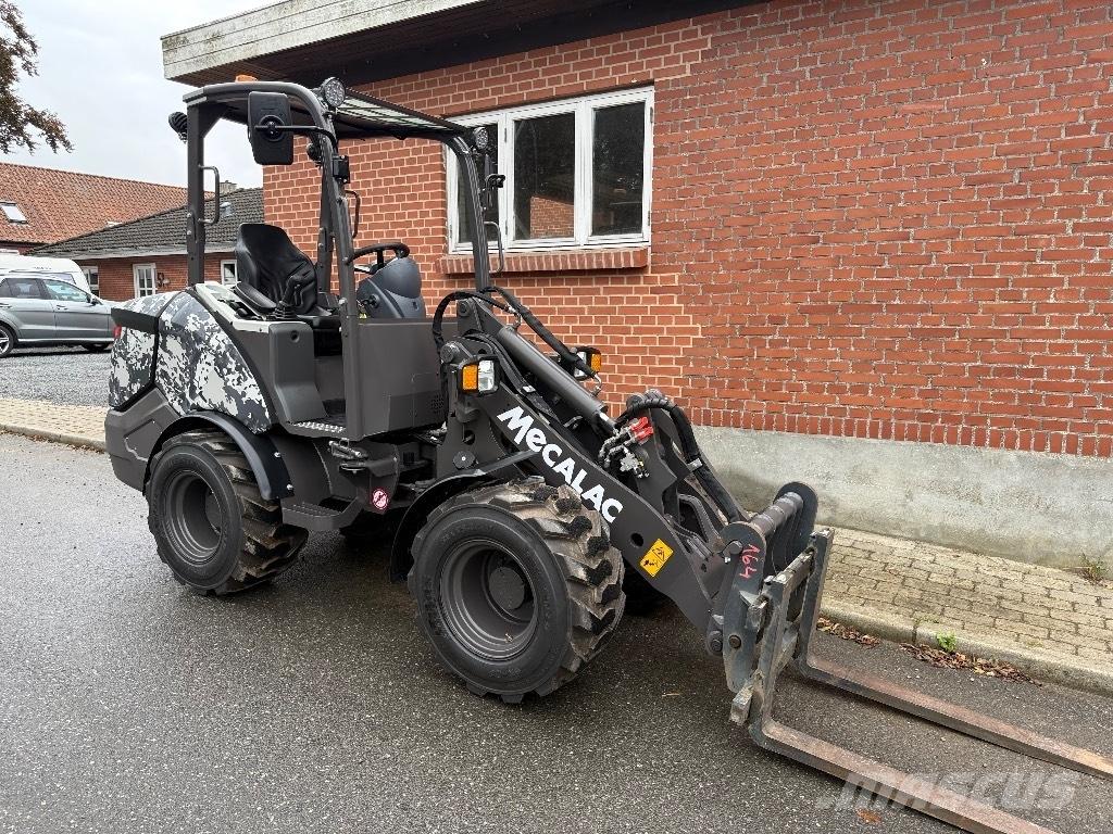 Mecalac MCL 6+ Малые погрузчики