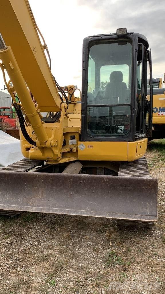 Komatsu PC 78 MR-6 Гусеничные экскаваторы