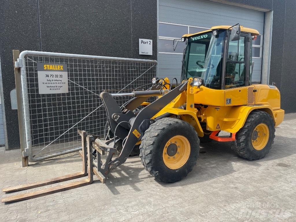 Volvo L30G Малые погрузчики