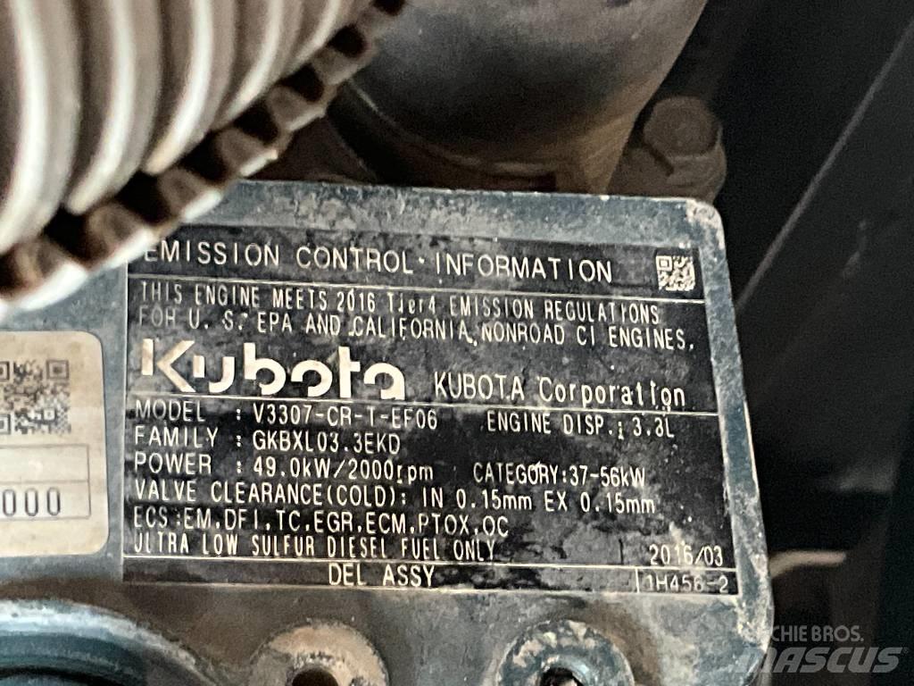 Kubota KX 080-4 Малые экскаваторы 7т-12т