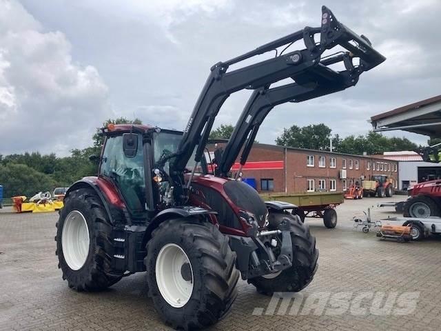 Valtra N155 Active Трактора